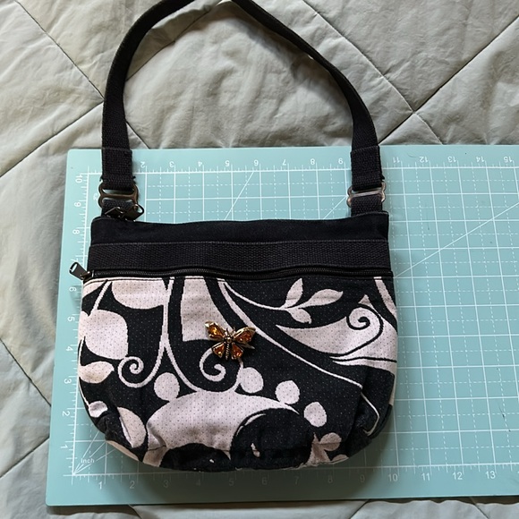 My Maine bags trio with signed vintage brooch - Picture 8 of 9